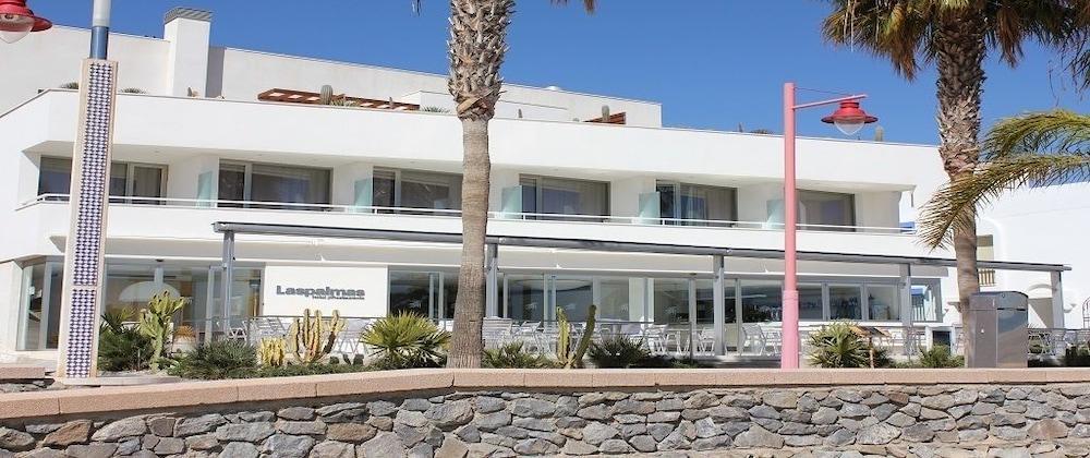 Hotel Las Palmas كاربونيذاس المظهر الخارجي الصورة